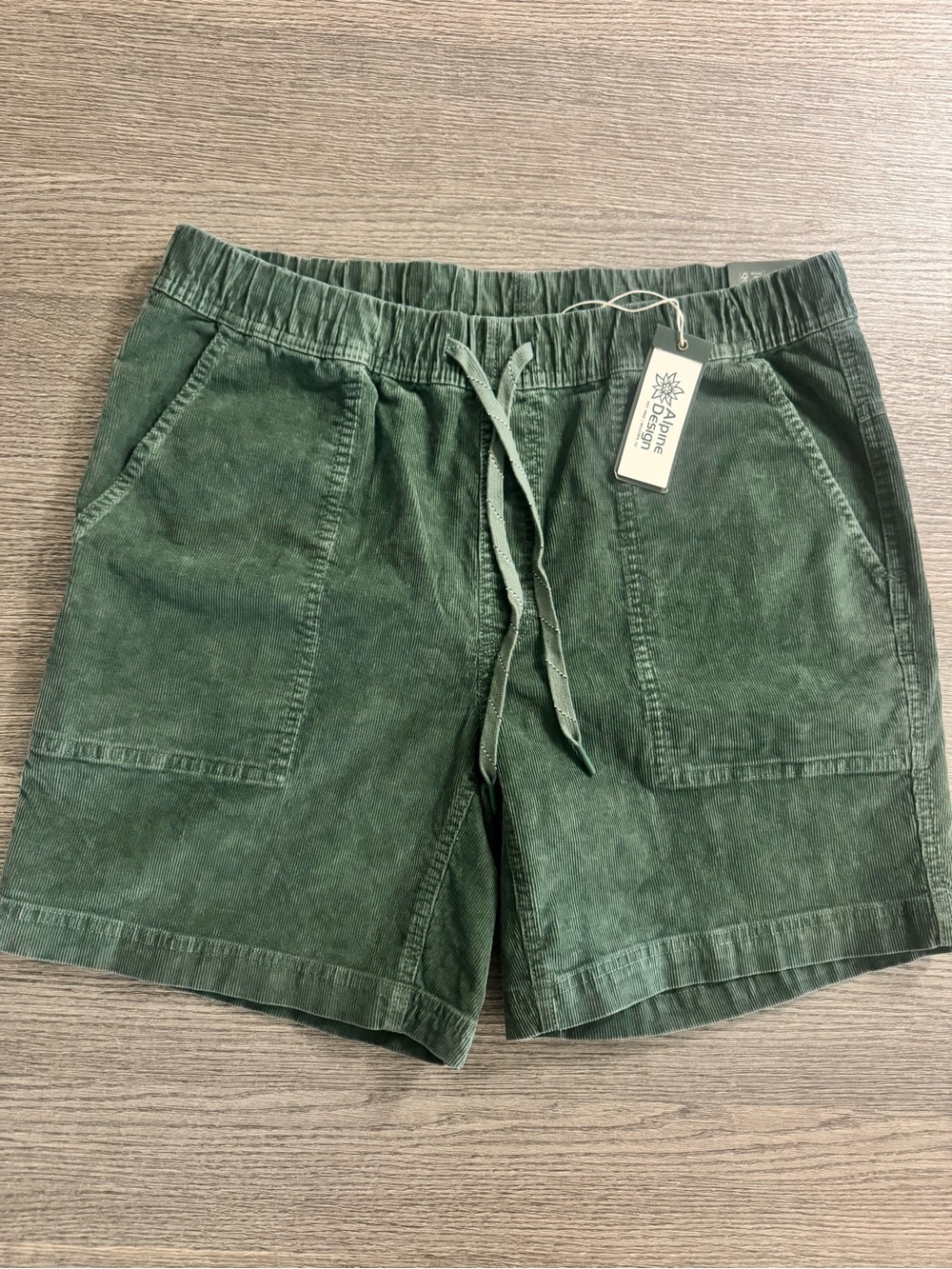 Alpine Design Men's Corduroy Hiking Shorts Size L Faded evergreen organic cotton
